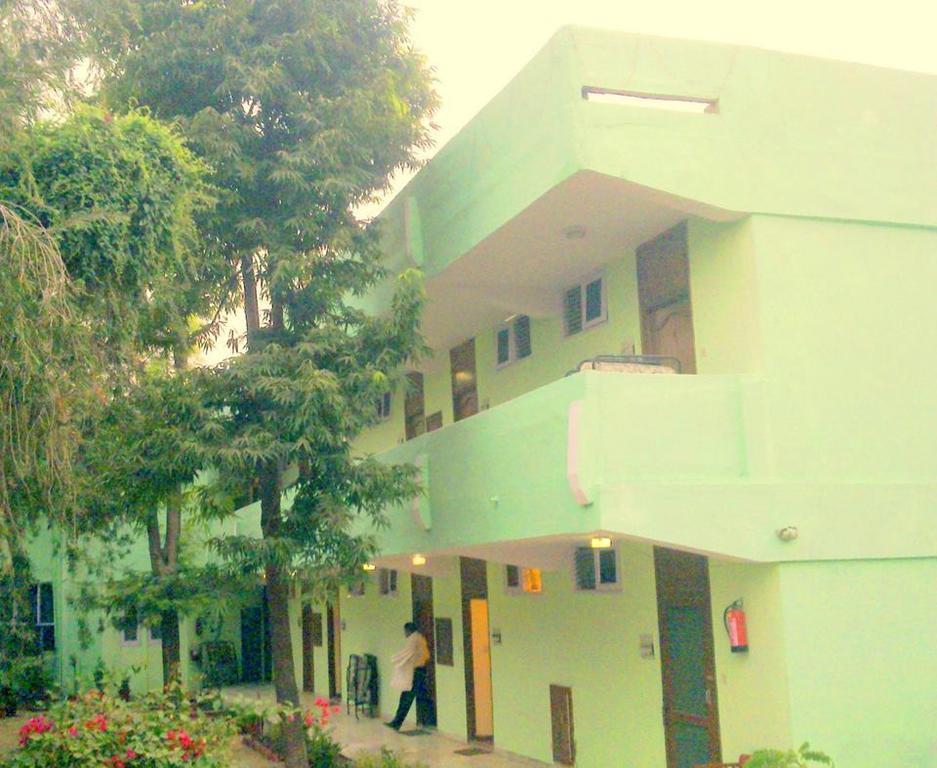 Hotel Bharatpur Ashok Exterior foto